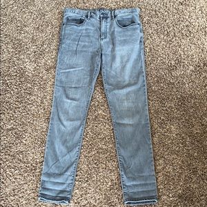 GAP lightweight skinny jeans in light gray 34x32